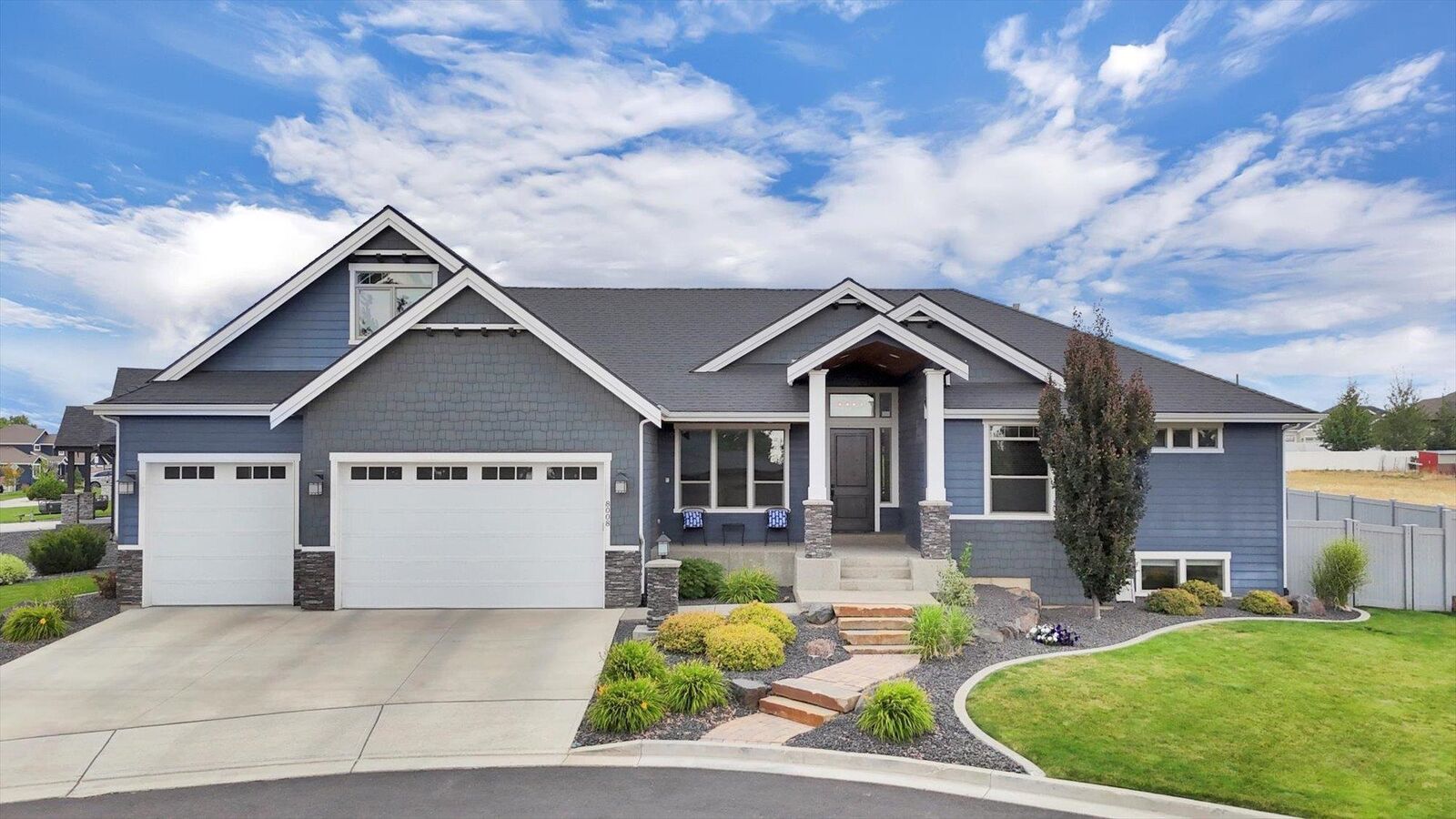 Property Photo: 8008 N Meghan St WA 99208