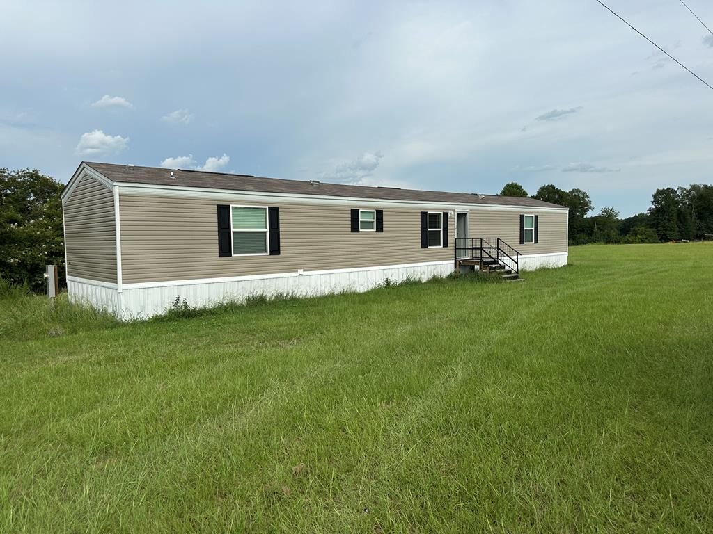 Property Photo: 1030 York Rd GA 31791