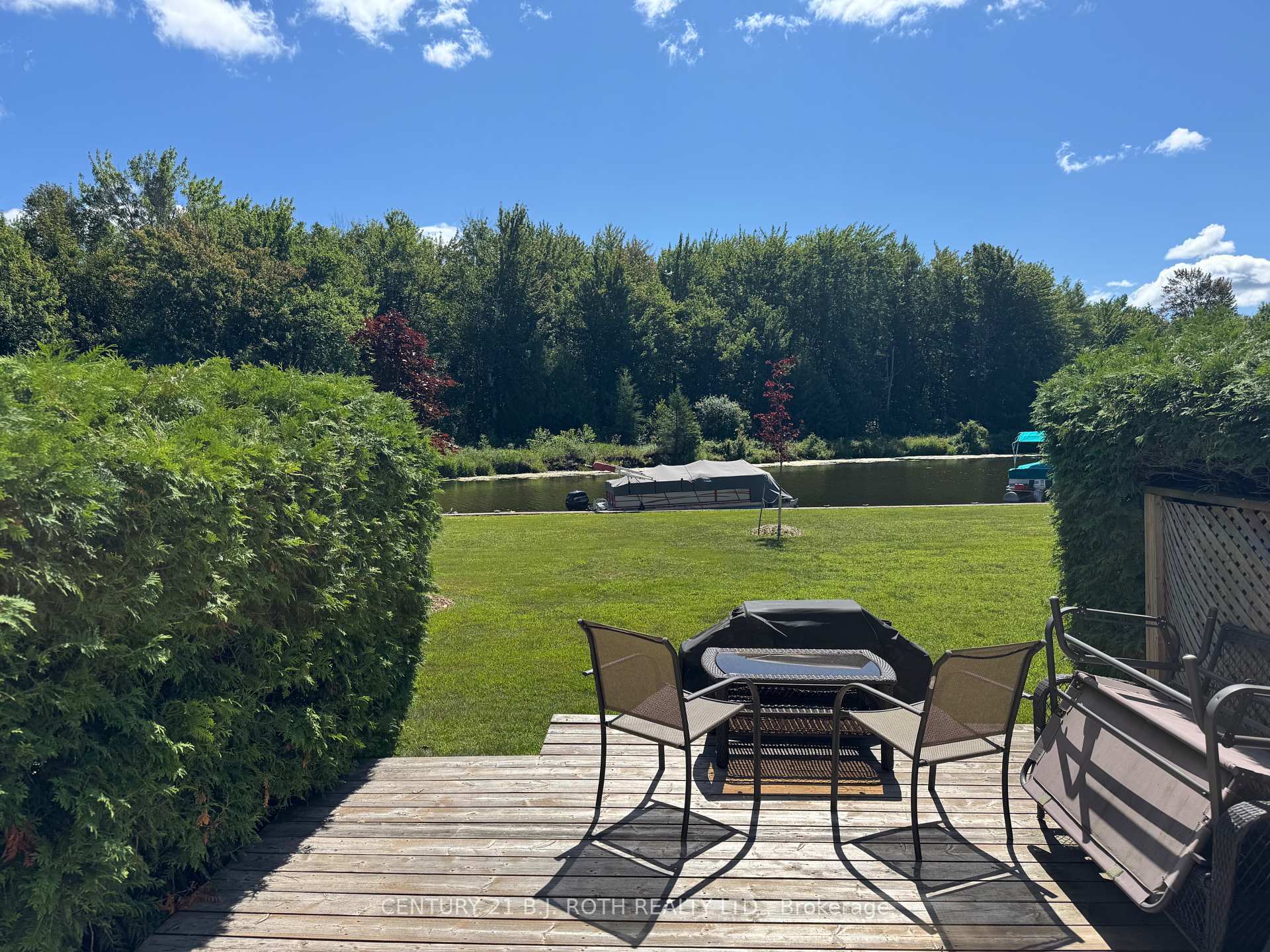 Property Photo: 51 Laguna Parkway 17 ON L0K 1B0