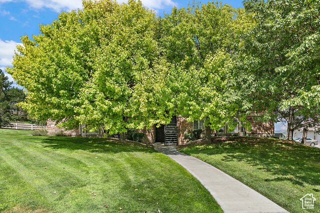 Property Photo:  2118 N Aurora Way G2  UT 84045 