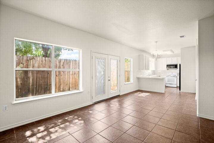 Property Photo: 7312 E Ben White Boulevard 16 TX 78741