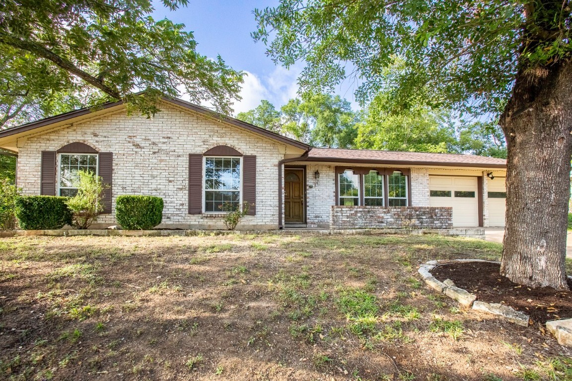 Property Photo: 1444 Salem Meadow Circle TX 78745