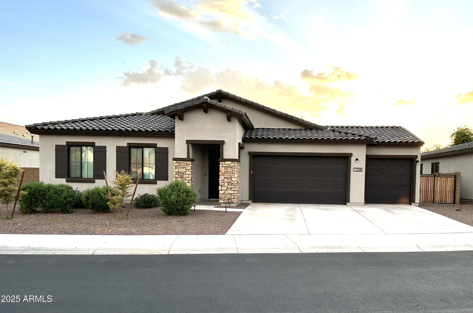 Property Photo:  7338 N 80th Lane  AZ 85303 