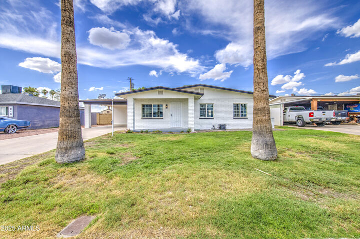 Property Photo:  3238 W Altadena Avenue  AZ 85029 