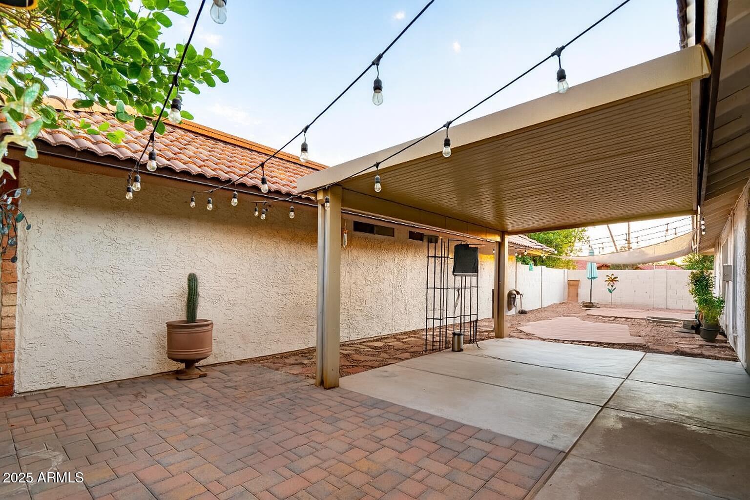 Property Photo: 12222 S Paiute Street AZ 85044