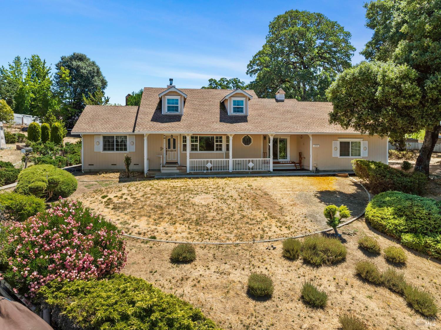 Property Photo: 1350 Chateau Place CA 95482