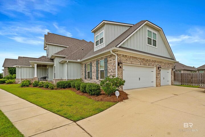 Property Photo: 286 Hemlock Drive AL 36532