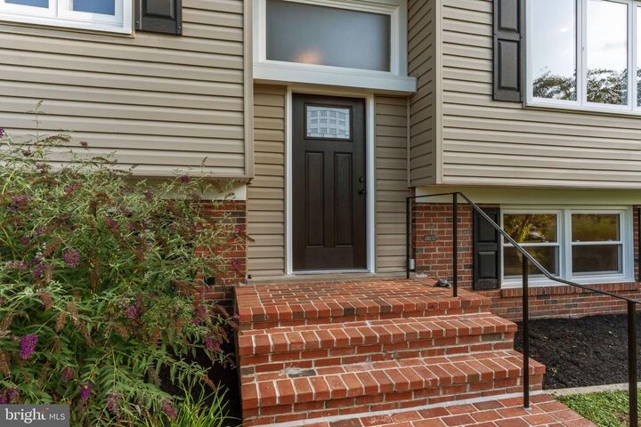 Property Photo: 158 Meadow Lane PA 18954