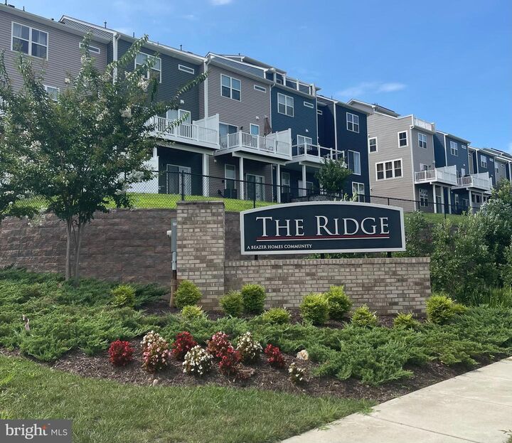 Property Photo: 7047 Fox Glove Lane MD 21076