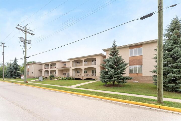 Property Photo: 325 Third Street North MB R0E 0C0
