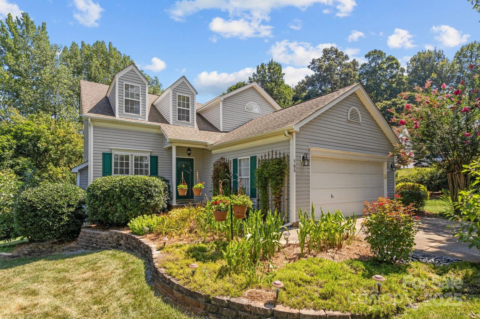 Property Photo:  165 W Walnut Avenue  NC 28120 