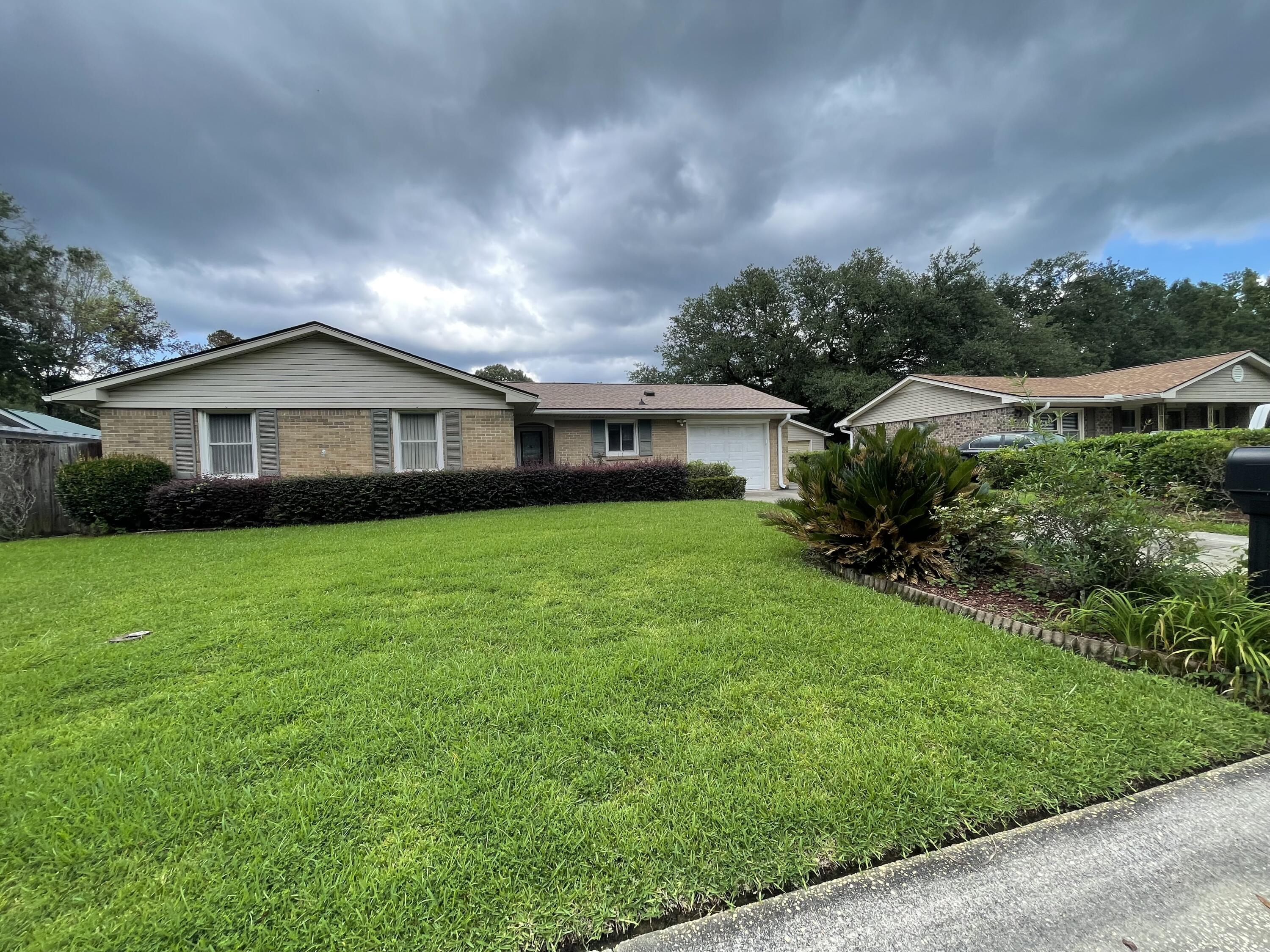 Property Photo:  18 Rumson Road  SC 29445 