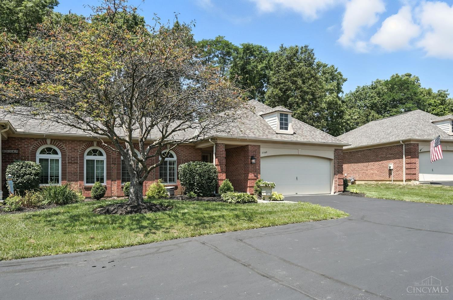 Property Photo: 11145 Jardin Place OH 45241