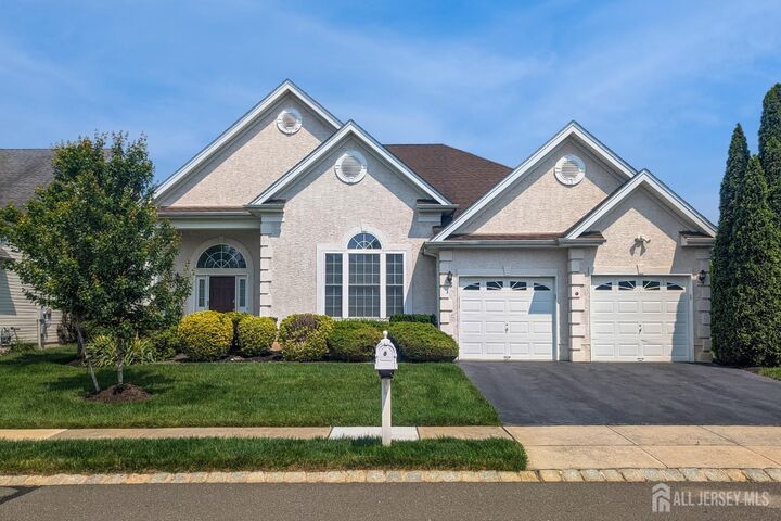 23 Crooked Stick Place  Monroe NJ 08831 photo