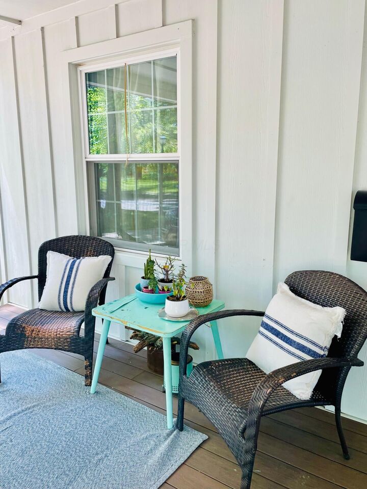 Property Photo:  99 S Roosevelt Avenue  OH 43209 