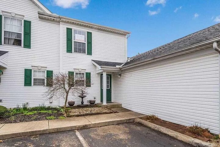 Property Photo: 4651 Hobson Drive OH 43228