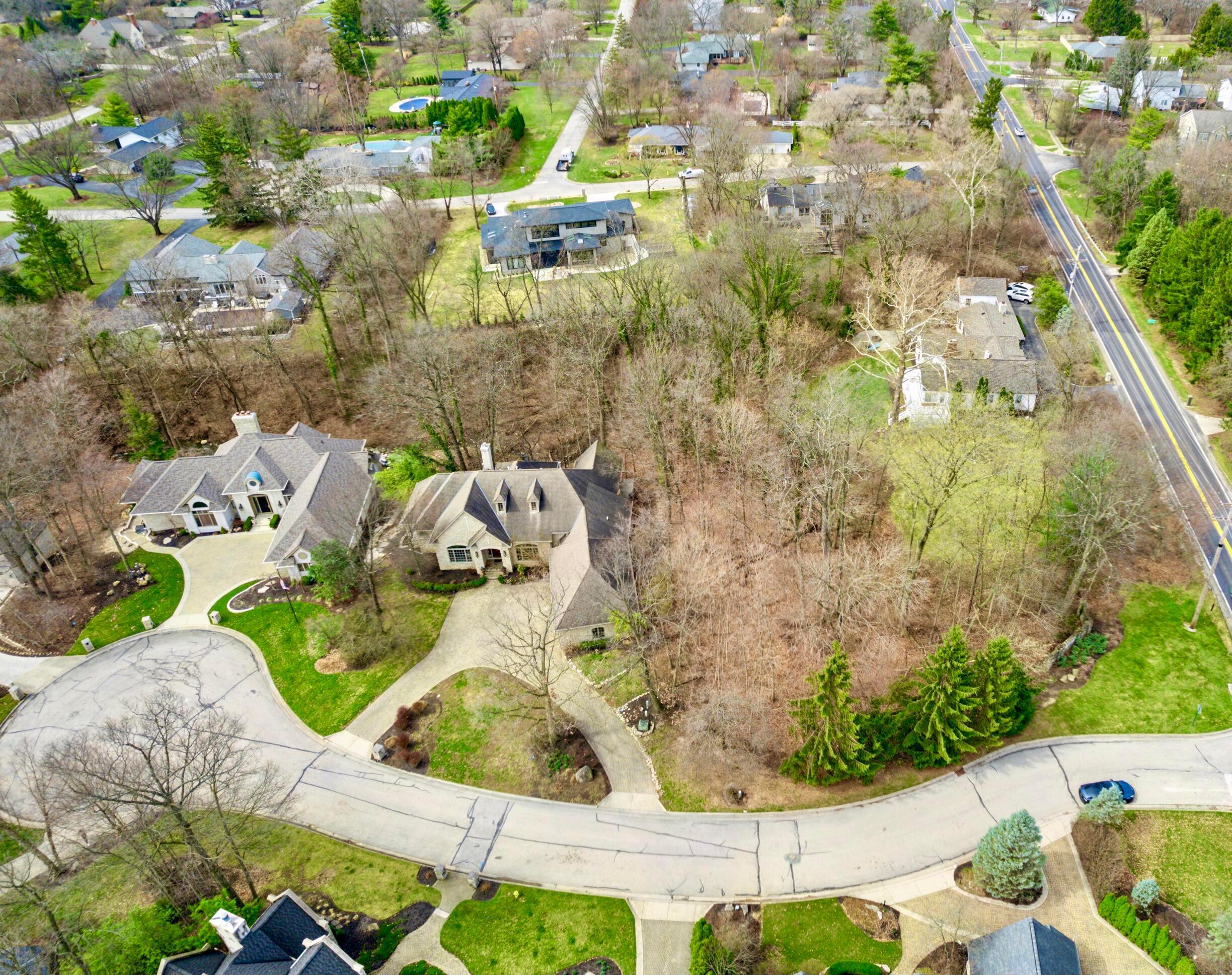 Property Photo: 5065 Slate Run Woods Court OH 43220