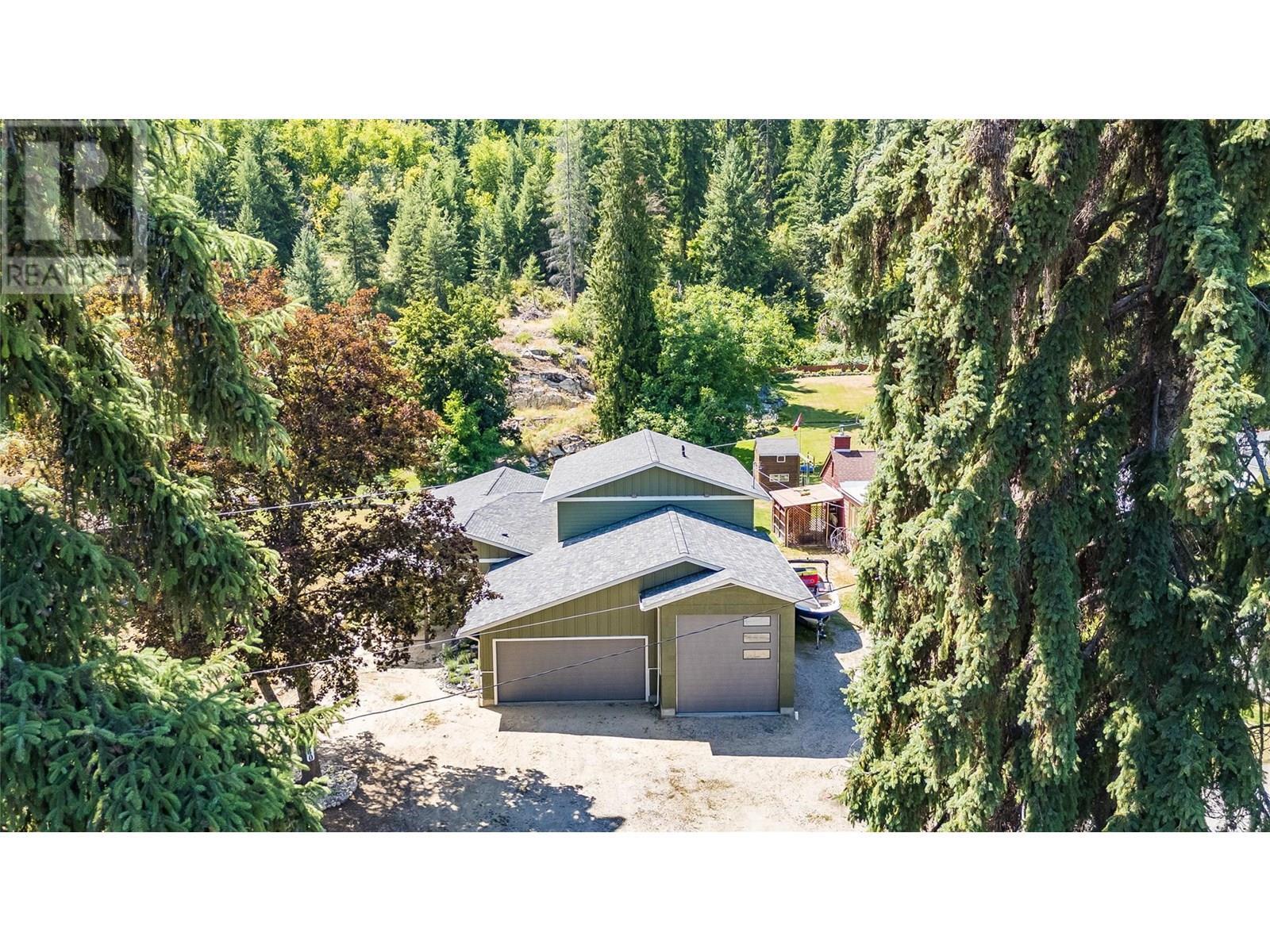 Property Photo: 2640 10th Avenue BC V1N 2T9