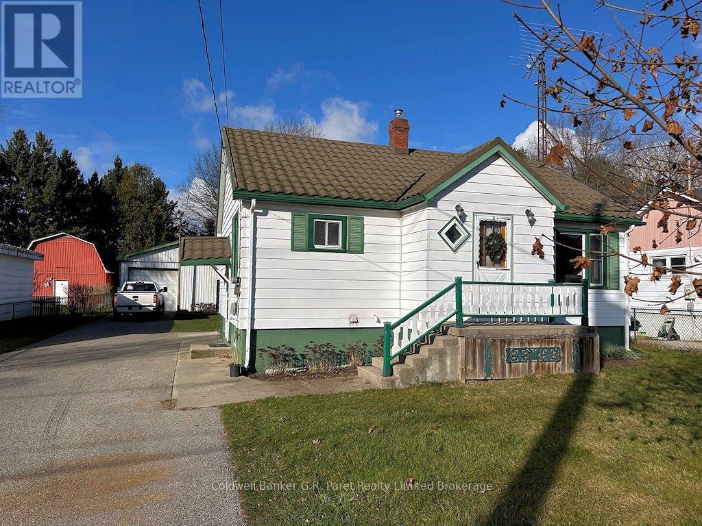 19  Tillsonburg ON N4G 4G9 photo