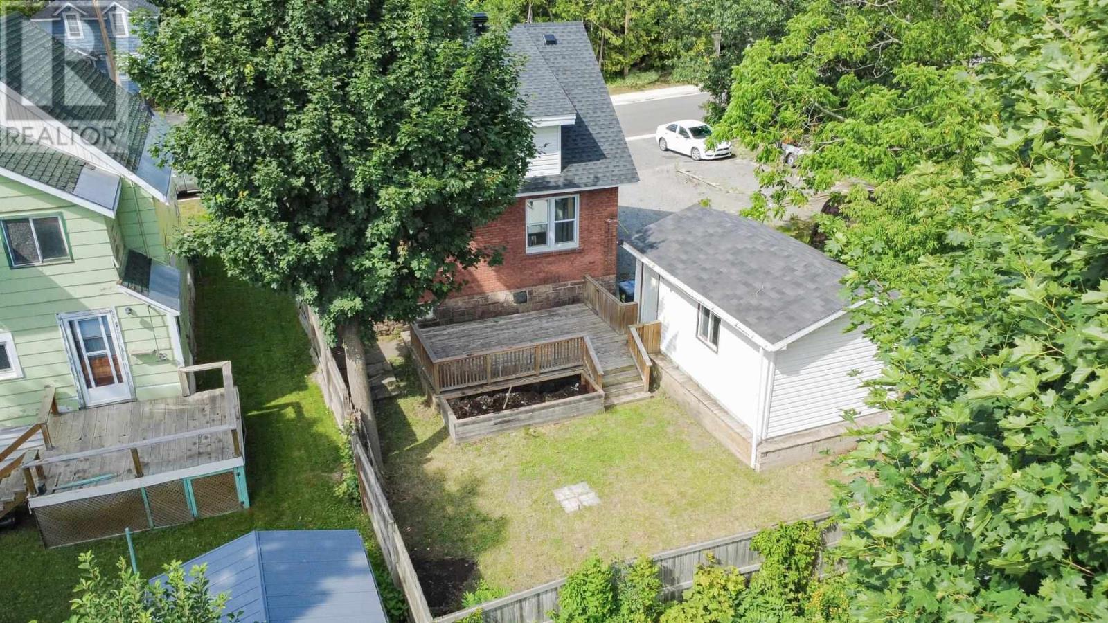 Photo de la propriété: 95 Wemyss St ON P6B 1B6