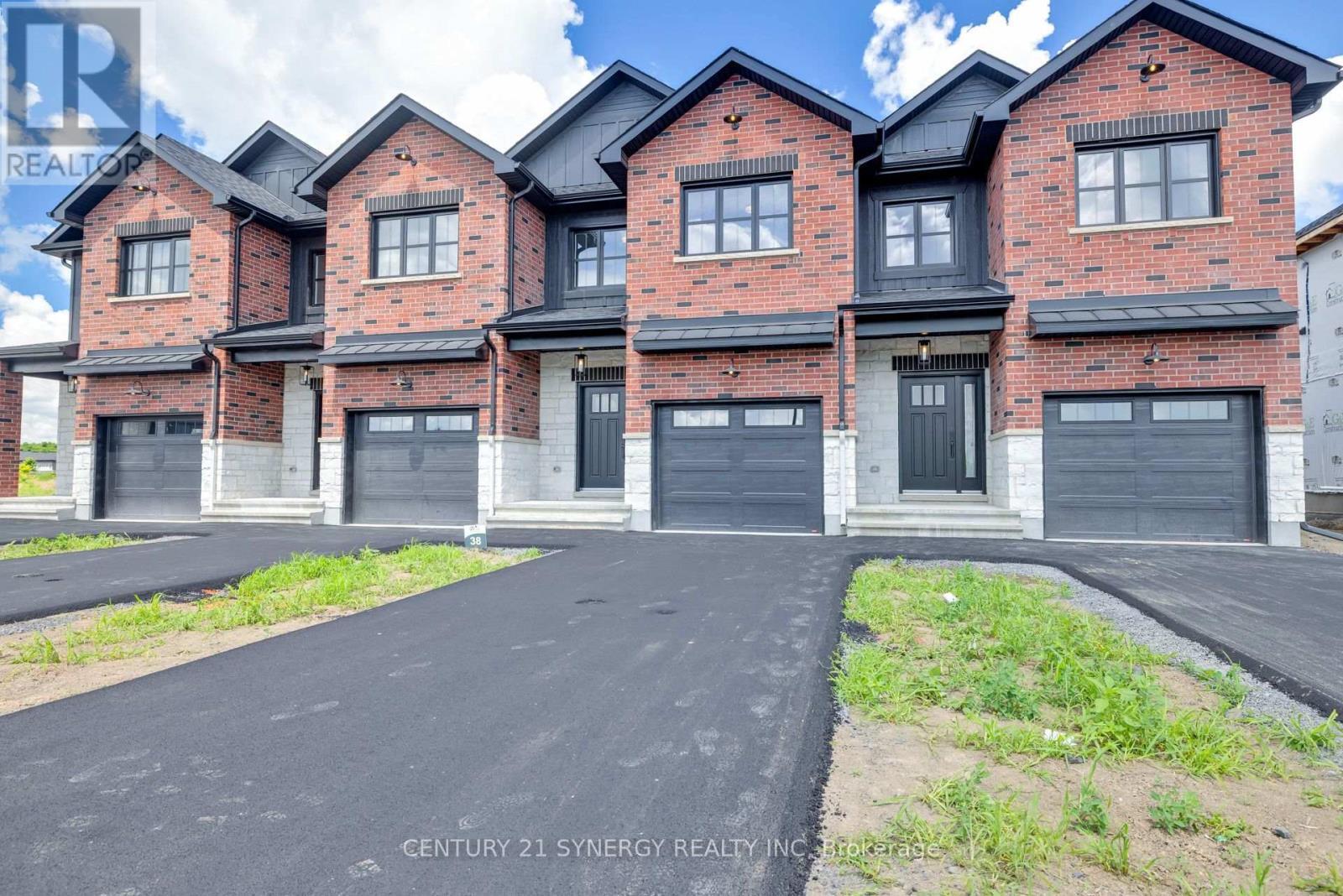 Property Photo: 17 Helen Street ON K0A 1R0