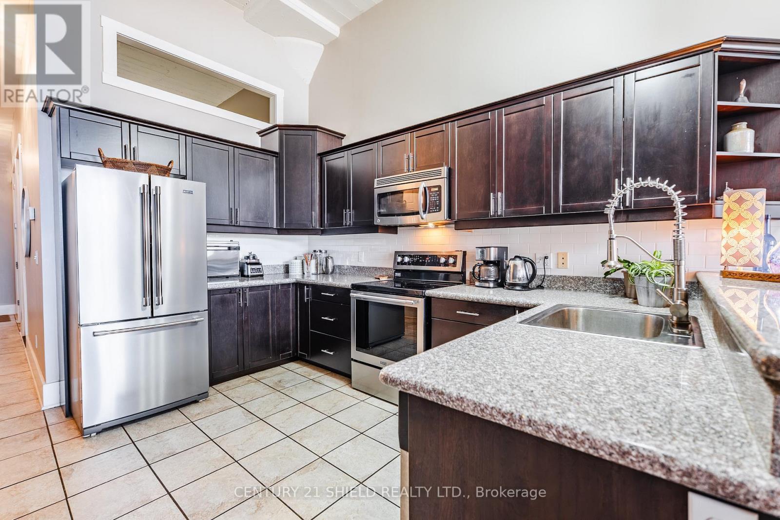 Photo de la propriété:  710 Cotton Mill Street 210  ON K6H 7L3 