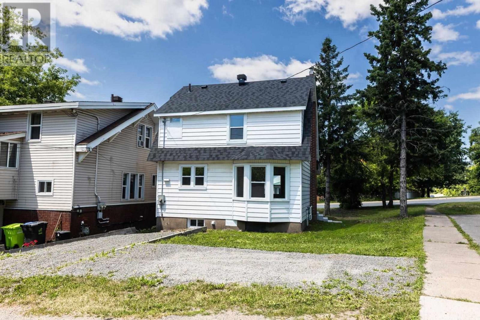 Photo de la propriété: 290 Bruce St ON P6B 1P6