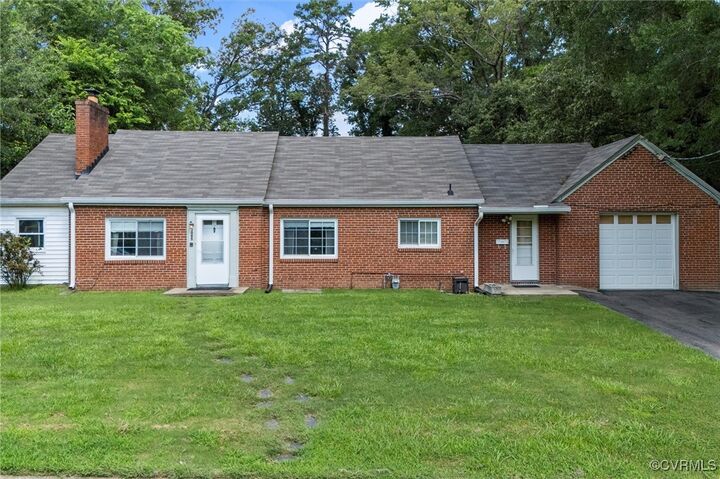 Property Photo:  3005 Sherwood Lane  VA 23860 