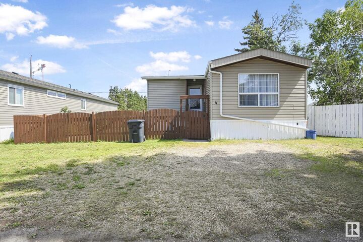 305 Calahoo Rd 4  Spruce Grove AB T7X 3K5 photo