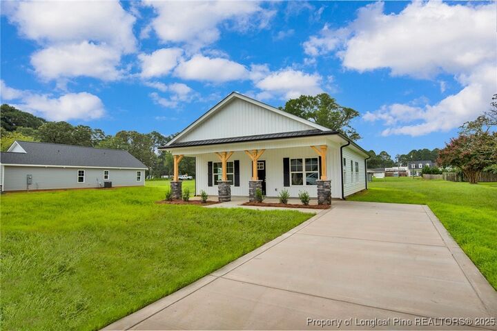 Property Photo:  410 Maple Street  NC 28382 
