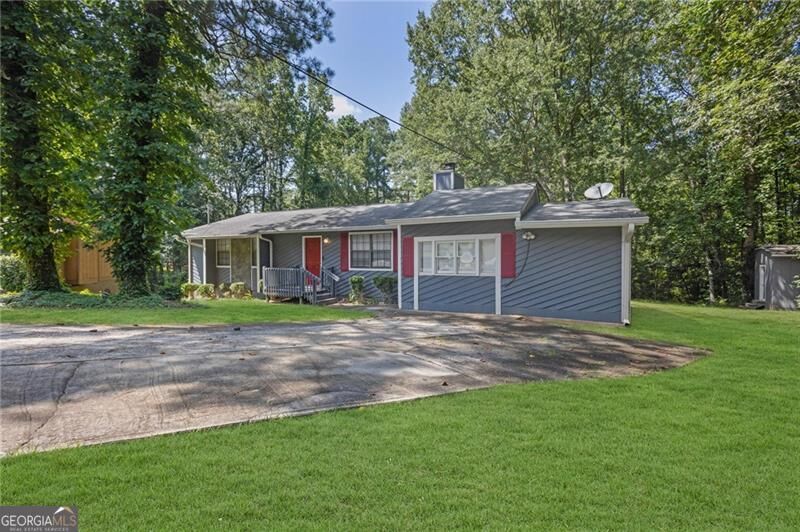 Property Photo:  194 Lexington Court  GA 30274 