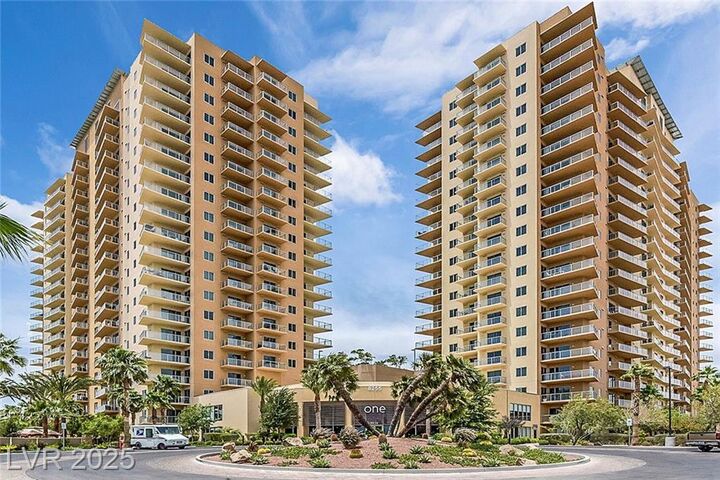 Property Photo:  8255 Las Vegas Boulevard 1812  NV 89123 