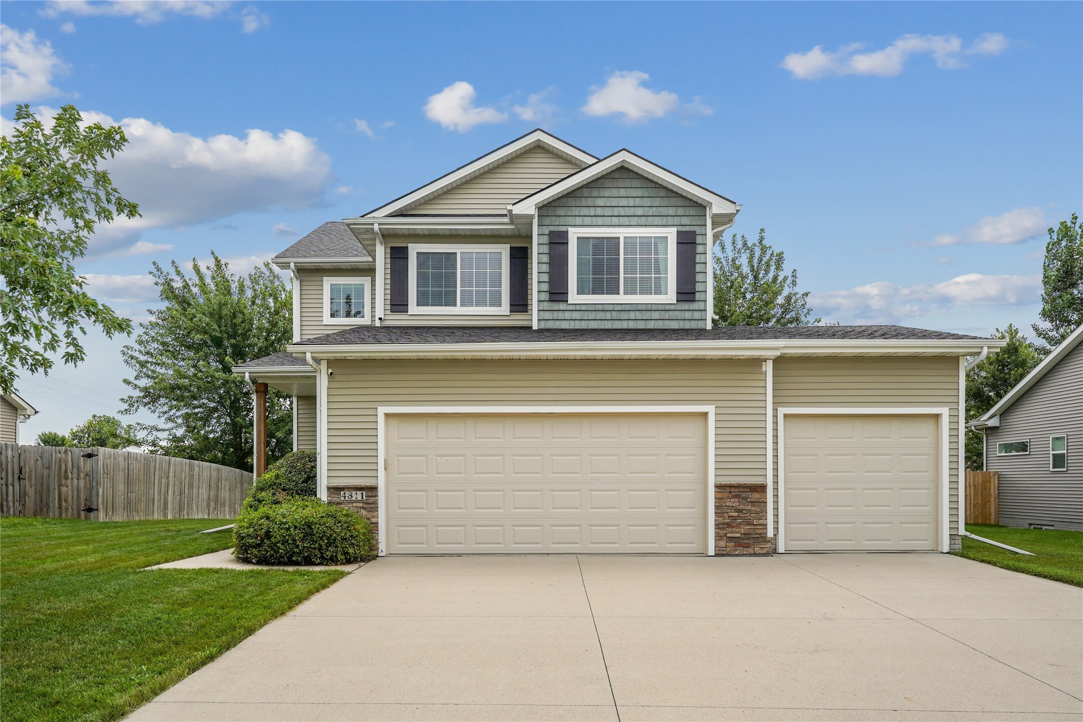 4811 NE Briarwood Drive  Ankeny IA 50021 photo