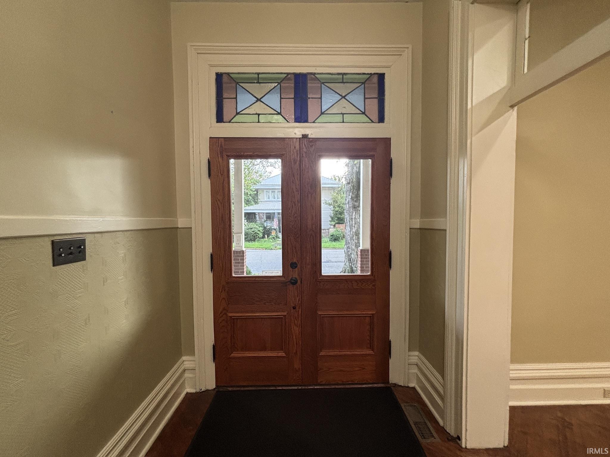 Property Photo: 903 Broadway Street IN 47591