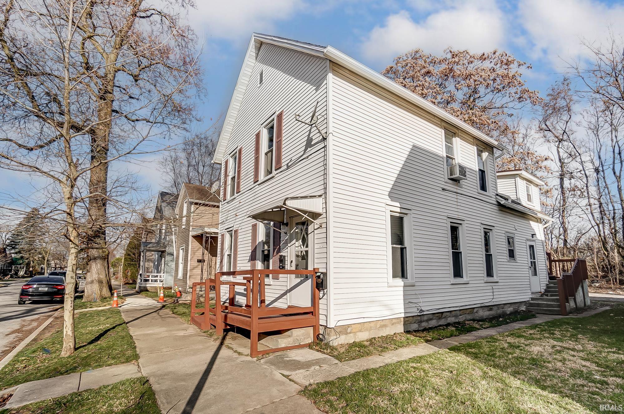 Property Photo: 1226 Boone Street 2 - Upstairs IN 46808