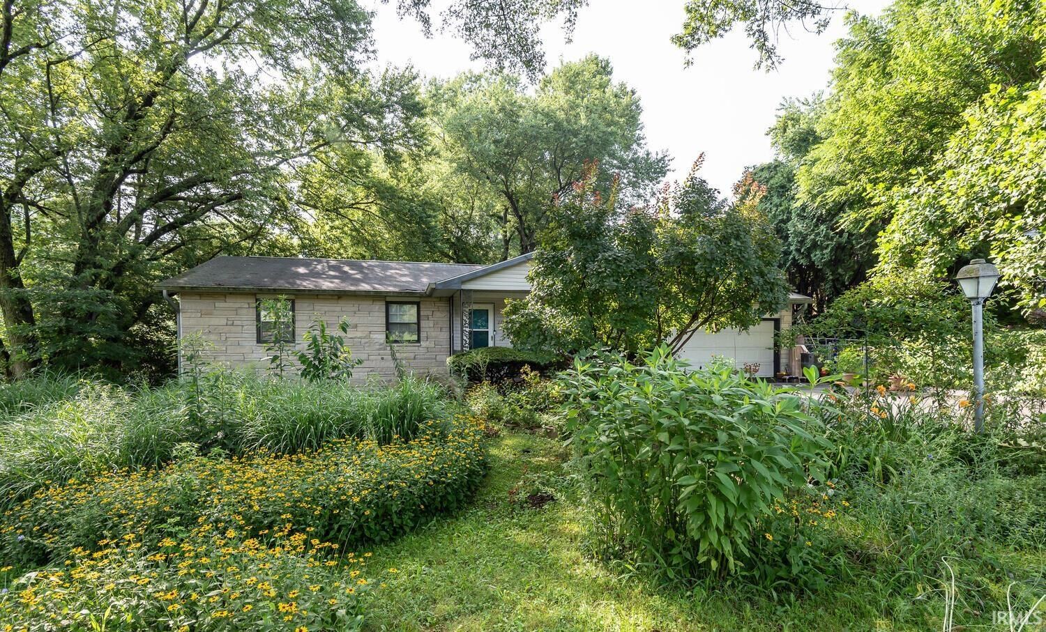 Property Photo: 2704 N Skyline Drive IN 47404