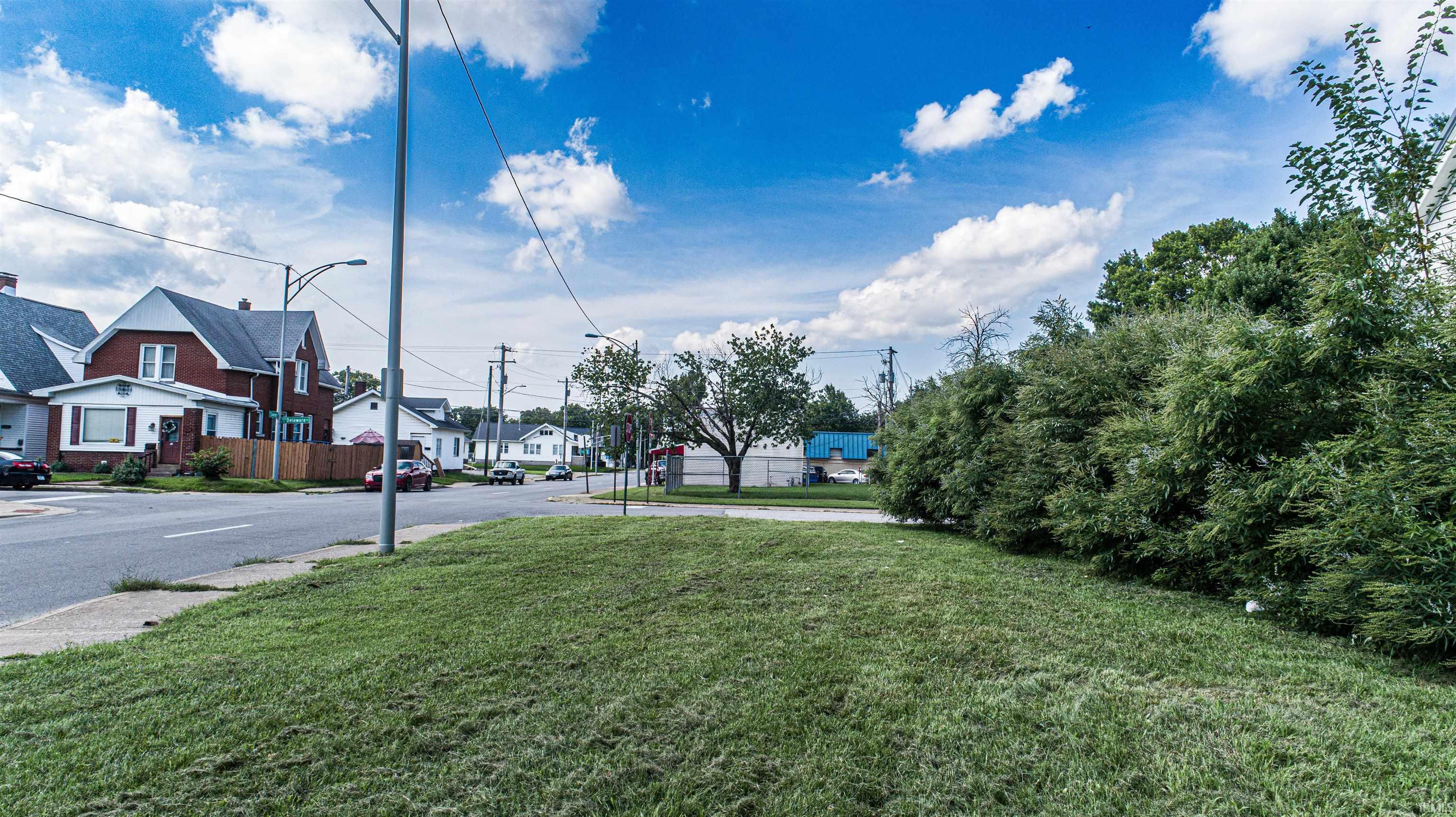 Property Photo:  401 E Delaware Street  IN 47711 