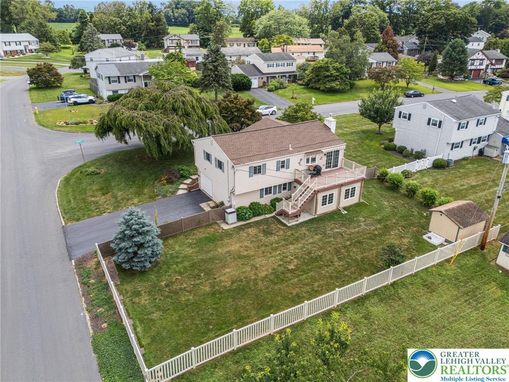 Property Photo: 4815 Hemlock Street PA 18106