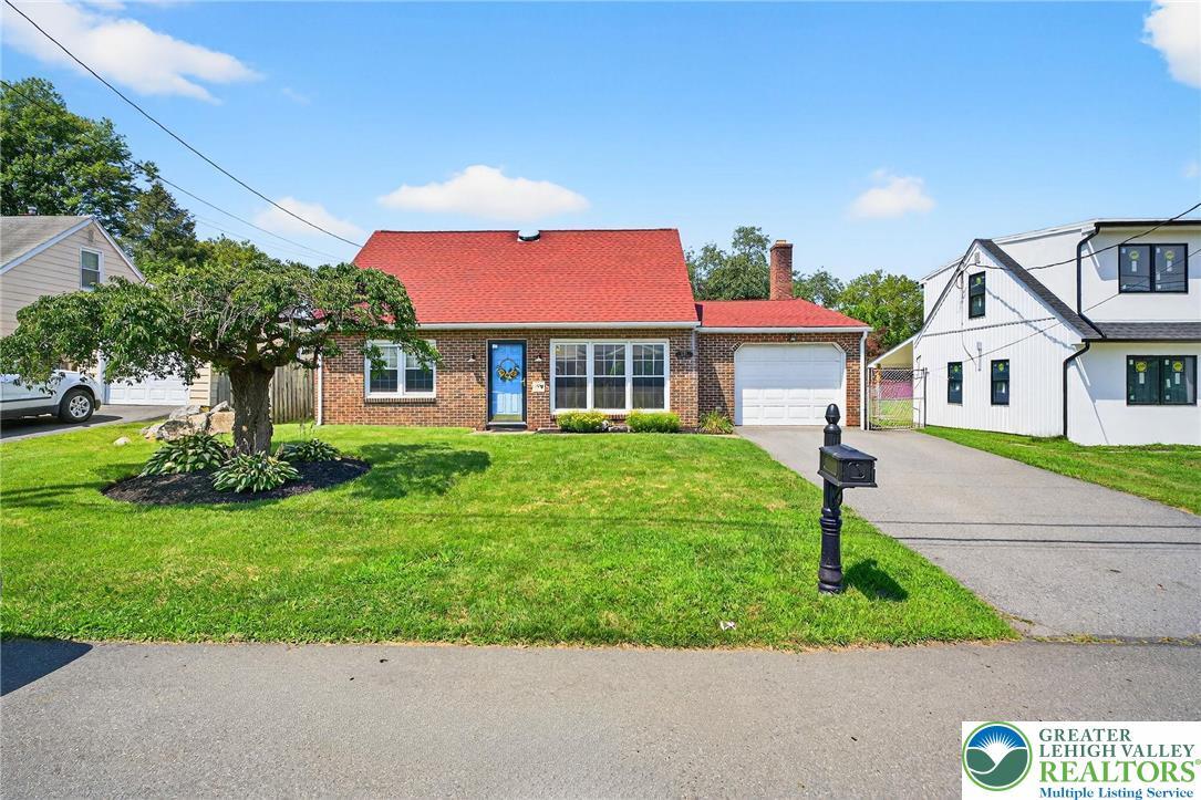 Property Photo:  1213 Whitehall Avenue  PA 18045 