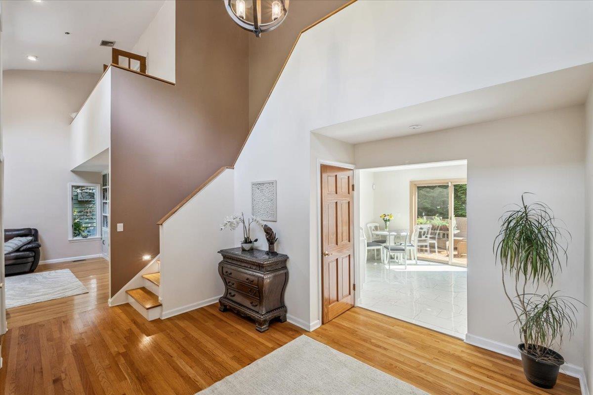 Property Photo: 6 Kaateskill Place NY 10583