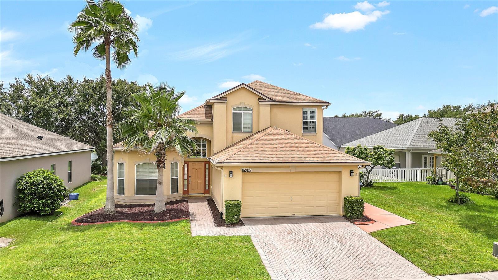 Property Photo: 15203 Stonebriar Way FL 32826