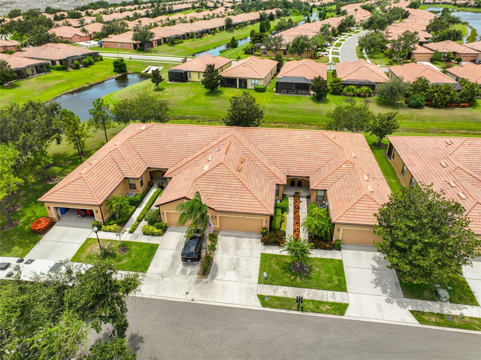 Property Photo: 5706 Eden Falls Place FL 33572