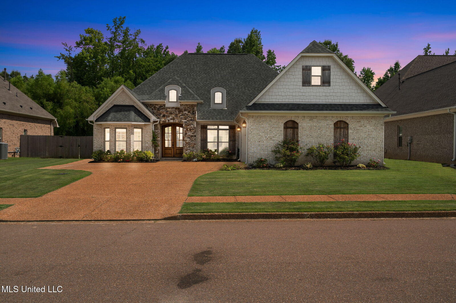 Property Photo:  5189 Watson Place Lane  MS 38651 