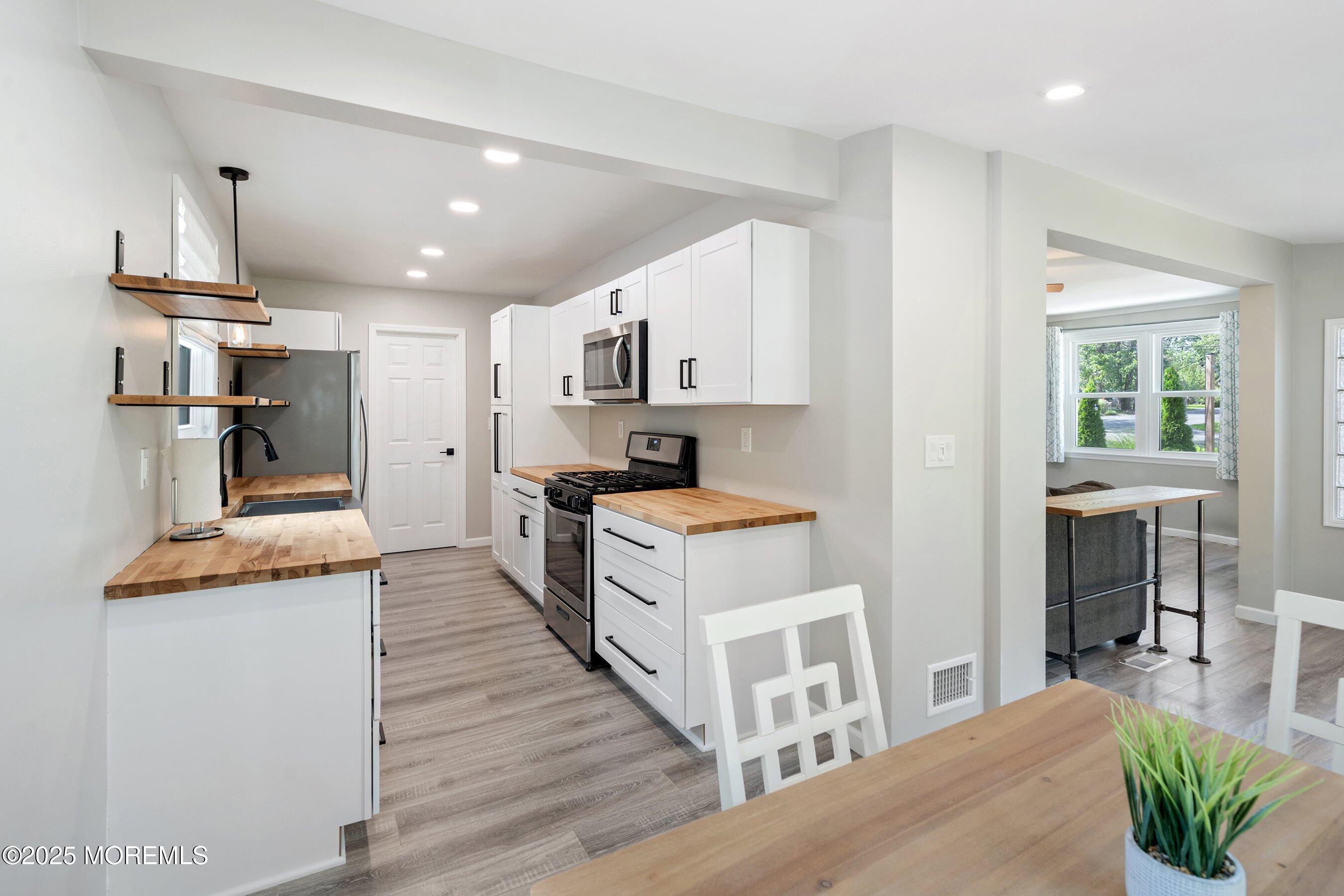 Property Photo: 293 Brick Avenue NJ 08721