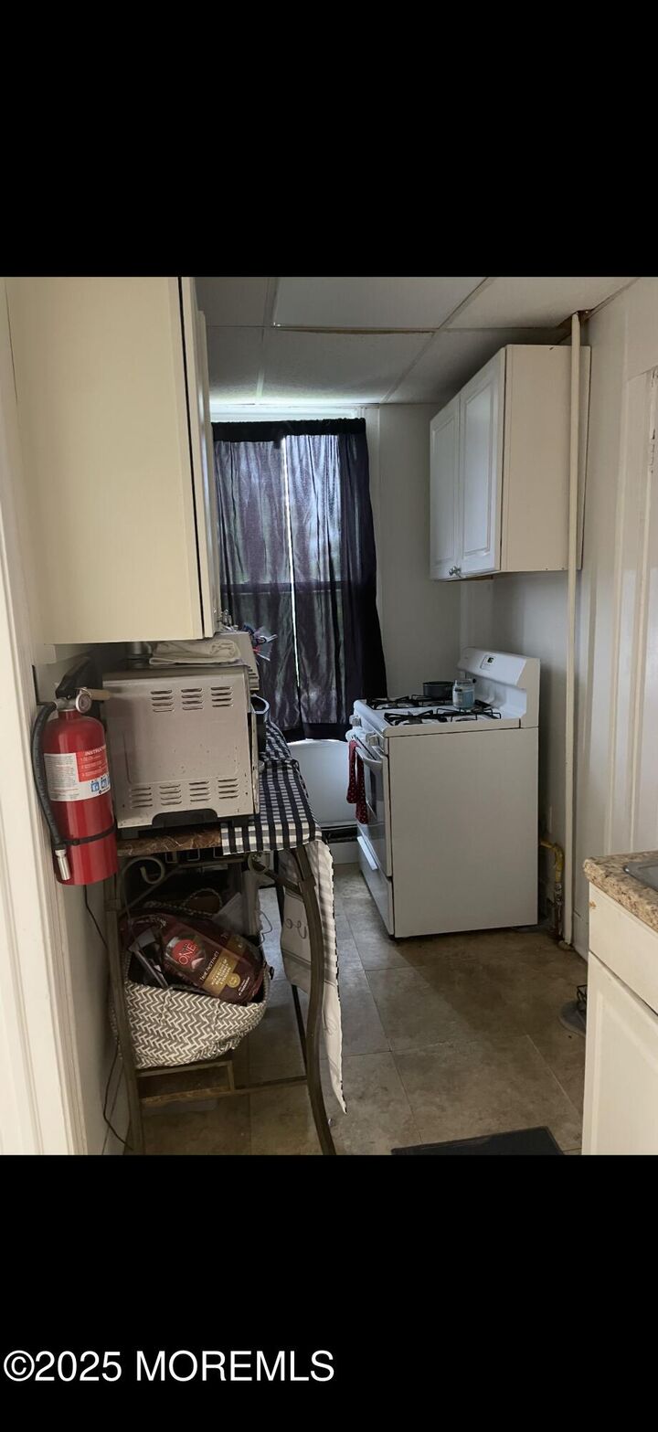 Property Photo:  26 Highland Boulevard 3  NJ 07734 