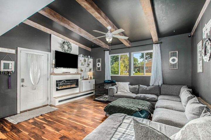 Property Photo:  931 S Haven Place  MI 49090 