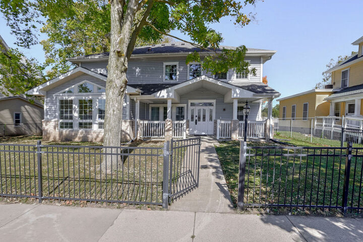 Property Photo: 504 E Church Street IL 61820