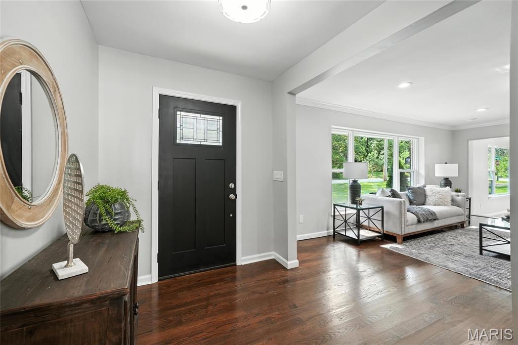 Property Photo:  29 Chaminade Drive  MO 63141 