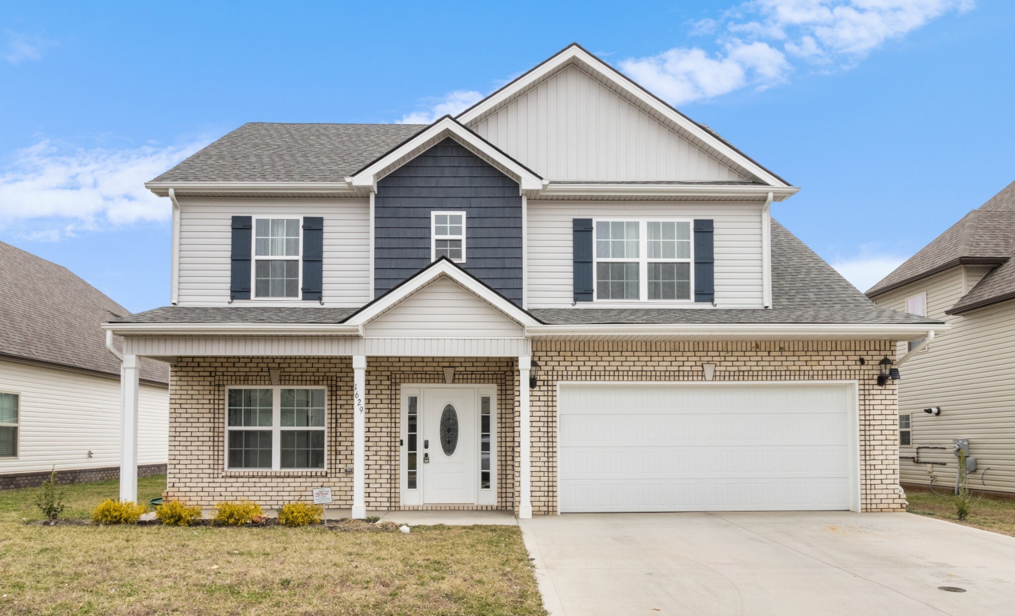 Property Photo:  1629 Kestrel Dr  TN 37040 