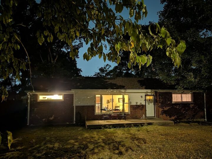 Property Photo:  4011 Ivy Dr  TN 37216 